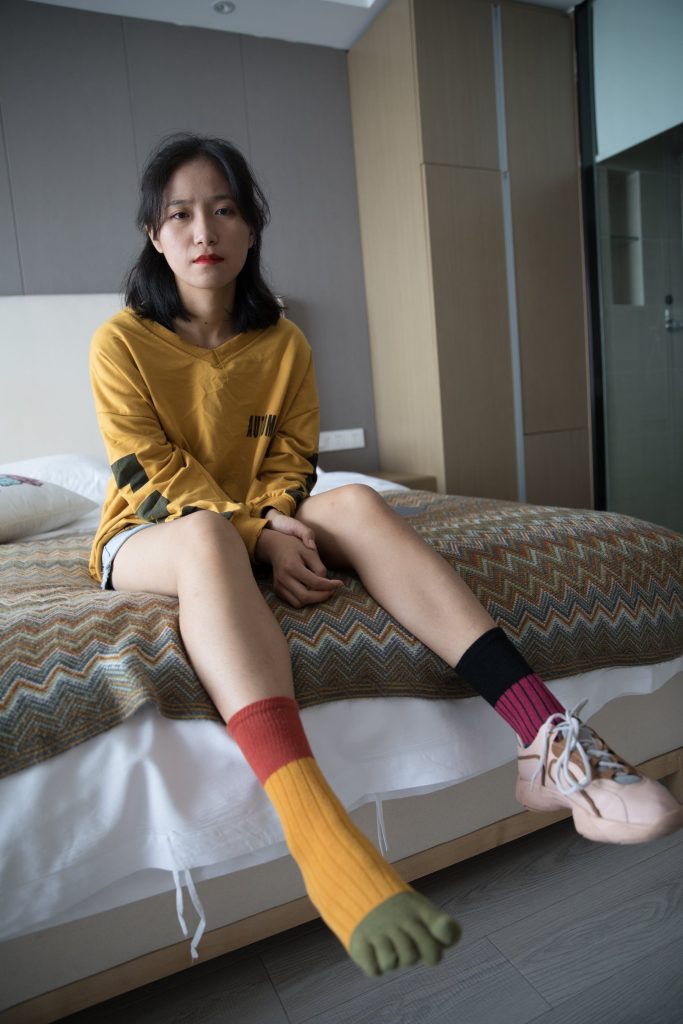 物恋传媒 No.227 小昭-糖果轻嬉皮 五指袜 [208P/2V/4.87G]插图3