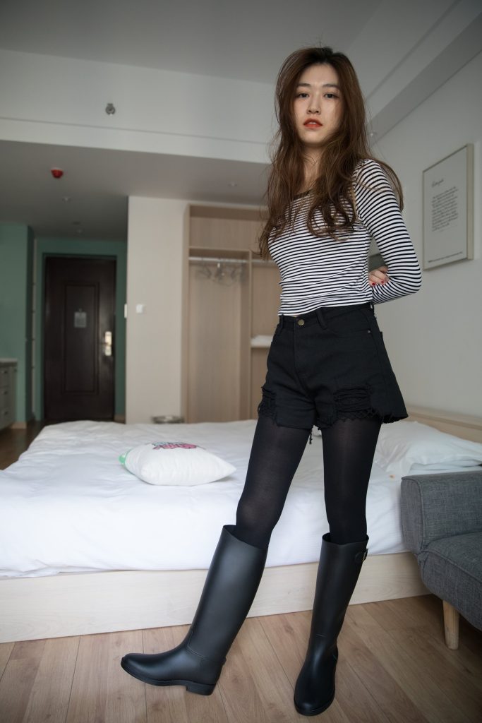 物恋传媒 No.232 佳琪-靓丽左手的倒影 [186P/1V/5.85G]插图2