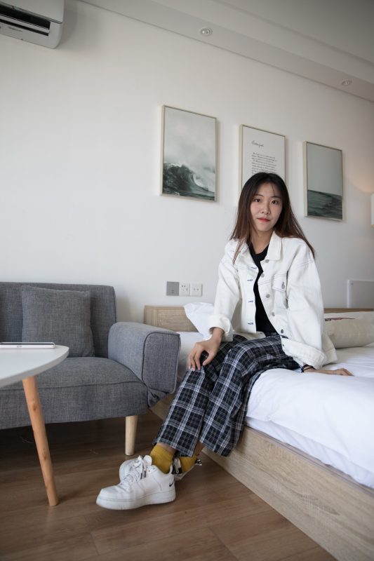 物恋传媒 No.234 elise-暖阳下黄袜子 [180P/1V/5.08G]-无料摄影圈