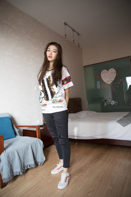 物恋传媒 No.283 佳琪-从繁花似锦中走过 [229P/1V/5.78G]-无料摄影圈