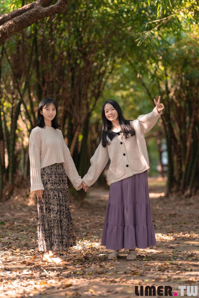 Limerence 103 Mona x Cosima 強勢首發雙人特輯：大自然與足的親密接觸 [141P/1V/1.38G]插图2