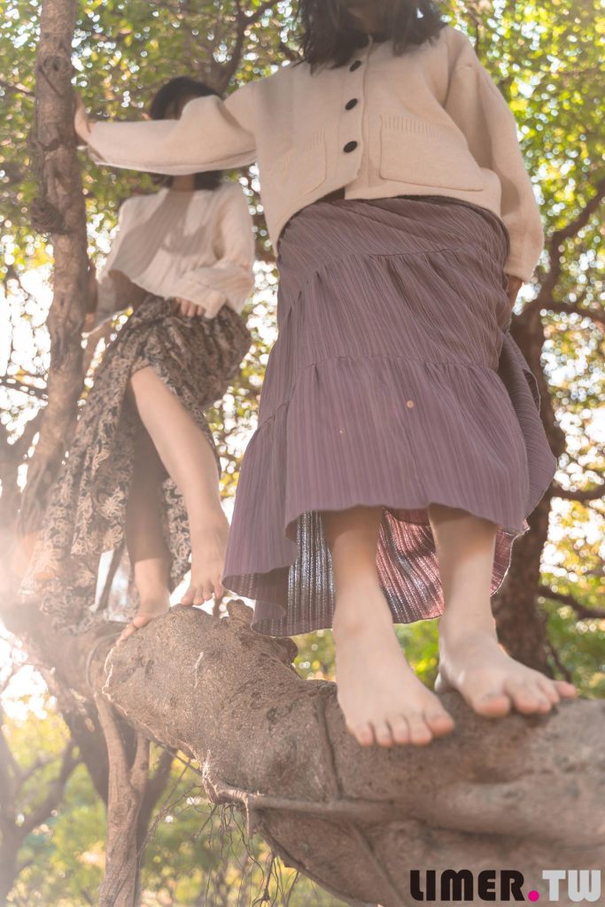 Limerence 103 Mona x Cosima 強勢首發雙人特輯：大自然與足的親密接觸 [141P/1V/1.38G]插图1