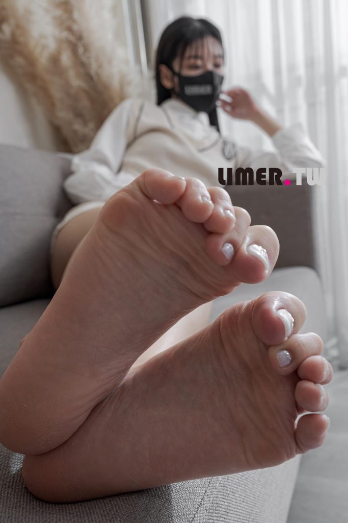Limerence 111 Jaly 08指甲油裸足带3D视频[181P/4V/6.33G]-无料摄影圈