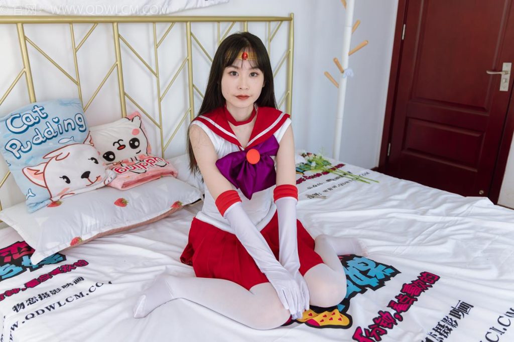 物恋传媒 NO.2373 兮兮-cos制服、高跟鞋、厚白丝[150P/1V/3.86GB]插图1