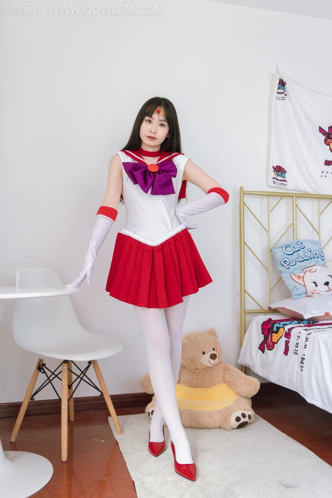 物恋传媒 NO.2373 兮兮-cos制服、高跟鞋、厚白丝[150P/1V/3.86GB]插图2