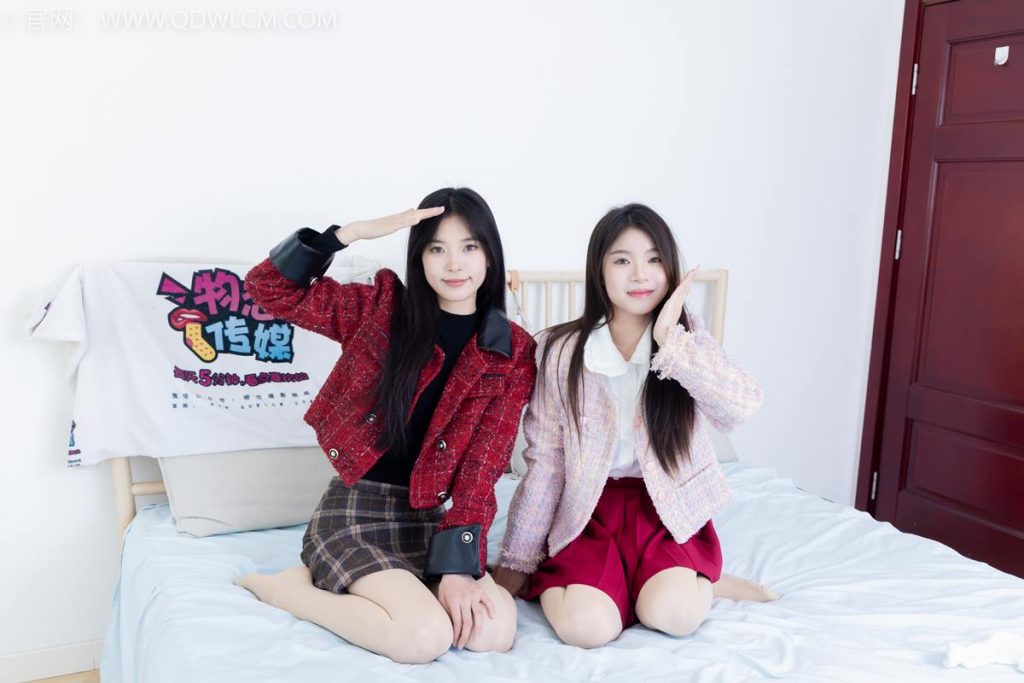 物恋传媒 NO.2375 茯苓闪闪-长靴、白棉袜、厚肉丝[170P/1V/5.00GB]插图1