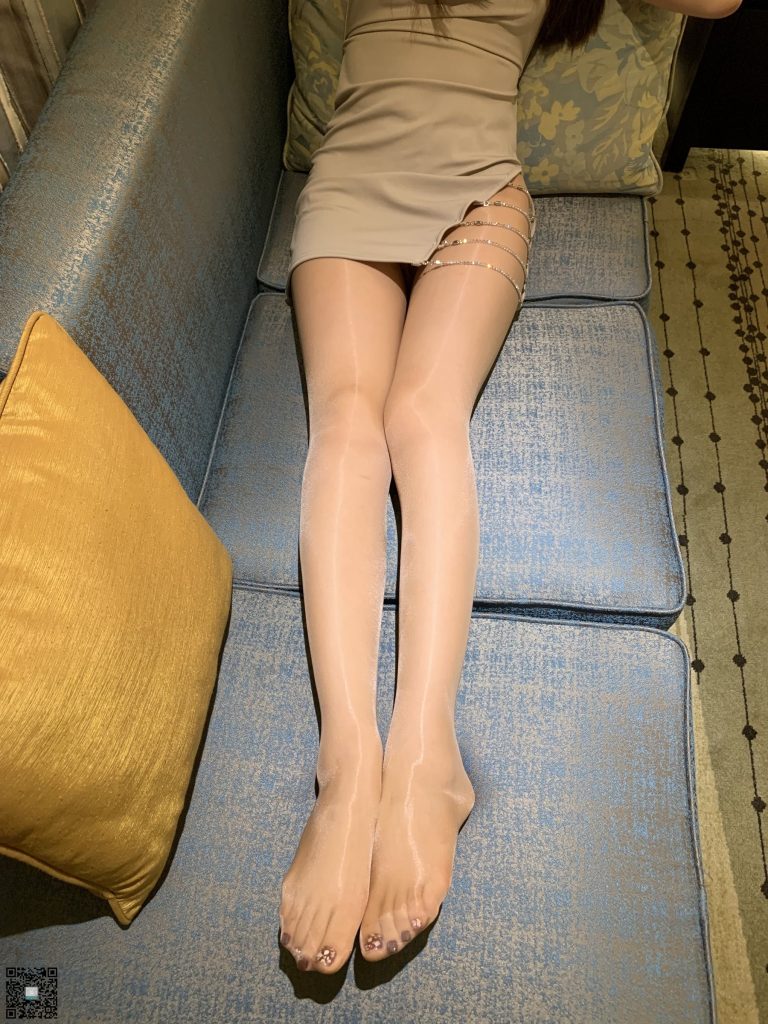 LICCL丽绮映像 NO.007 – 连珠裙[59P/399MB]插图3