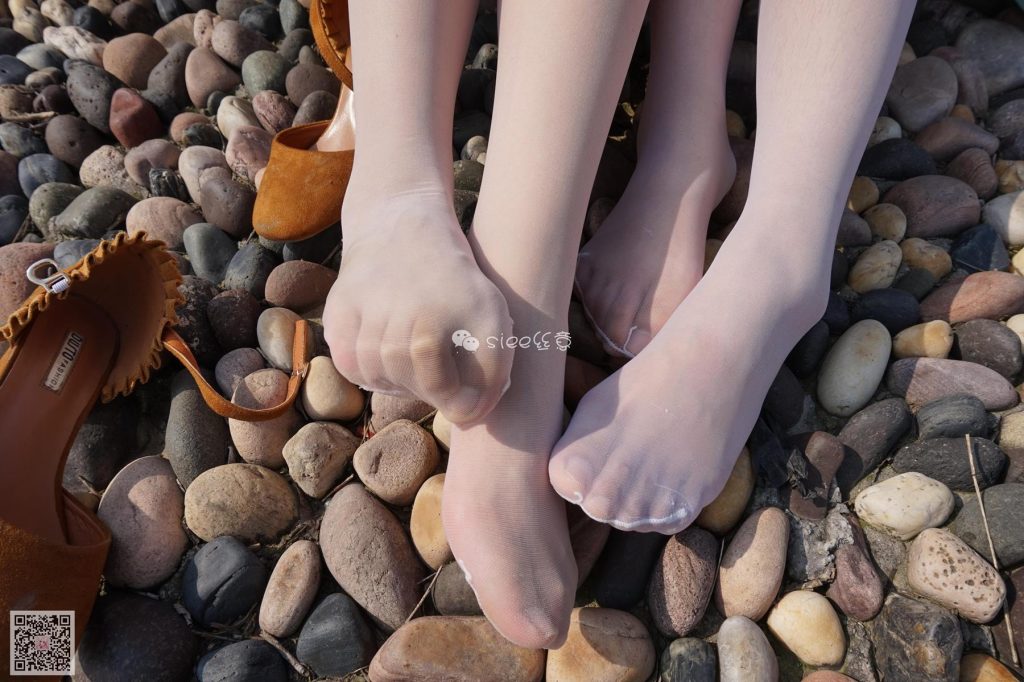 [SIEE丝意] No.004 鱼鱼&茹茹 湖边玩丝 [99P/193MB]插图1