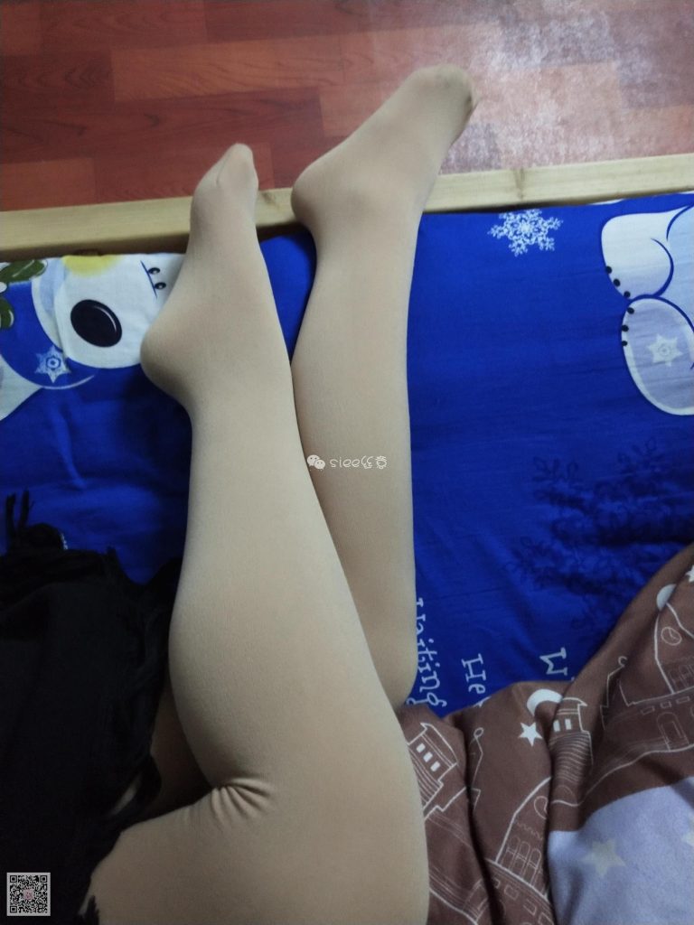 [SIEE丝意] No.085 萱萱~寝室自拍，贵在真实 [46P/39.3MB]插图3