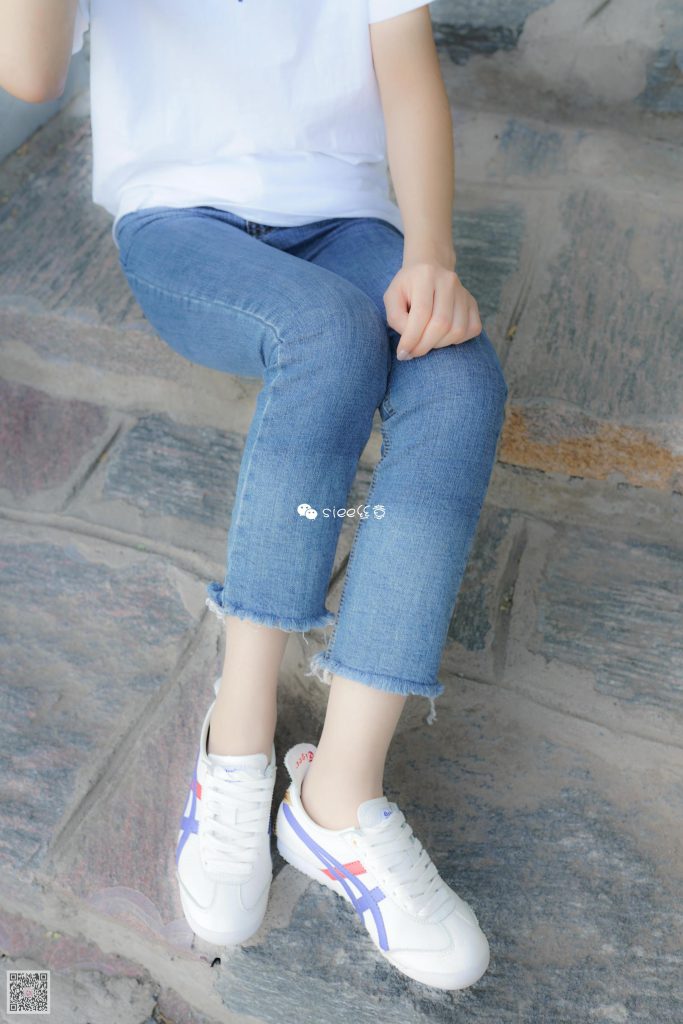 [SIEE丝意] No.177 珊珊~穿在牛仔裤里的丝袜 [41P/55.8MB]插图1