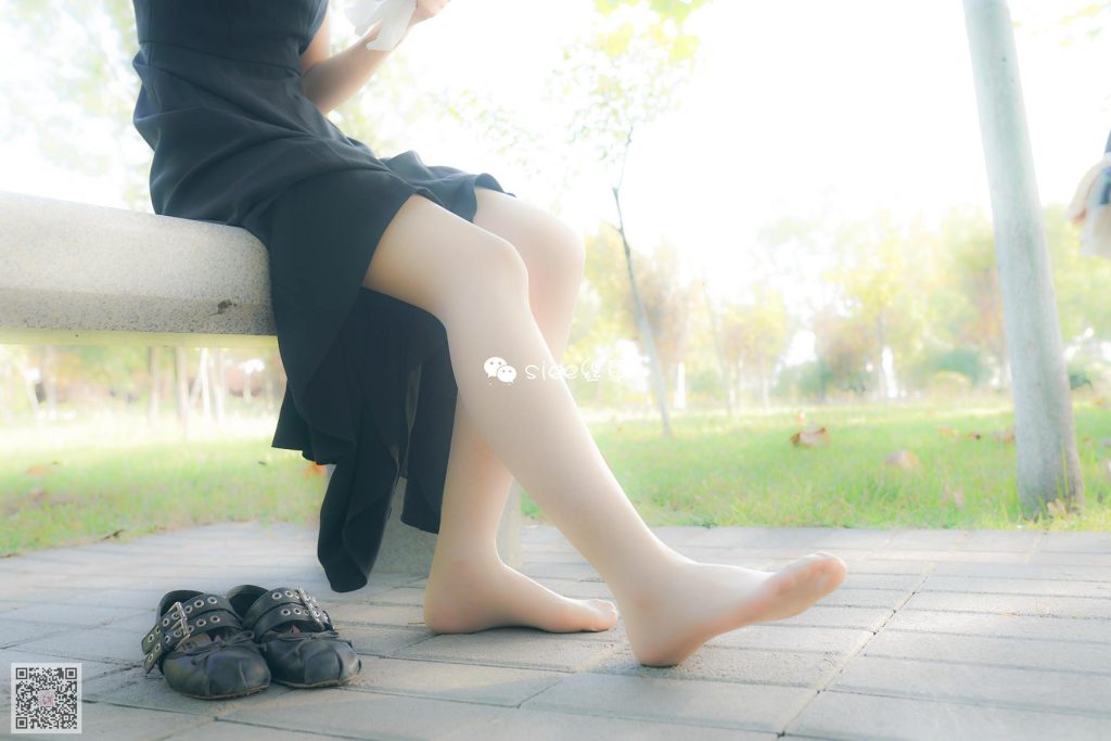[SIEE丝意] No.188 珊珊~长裙也要穿絲袜 [37P/49.1MB]插图3