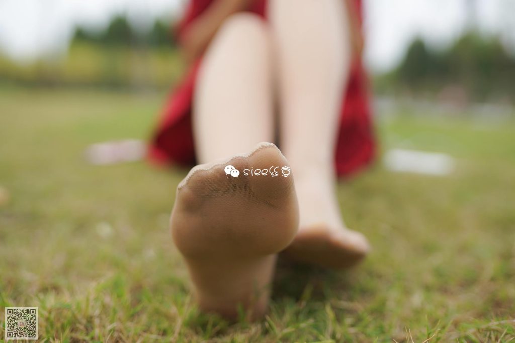 [SIEE丝意] No.191 晴儿~草地薄絲 [30P/65.1MB]插图2