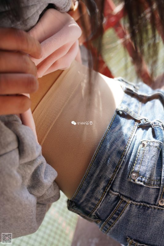 [SIEE丝意] No.268 佩佩~絲袜套棉袜，新学妹 [37P/116MB]-无料摄影圈