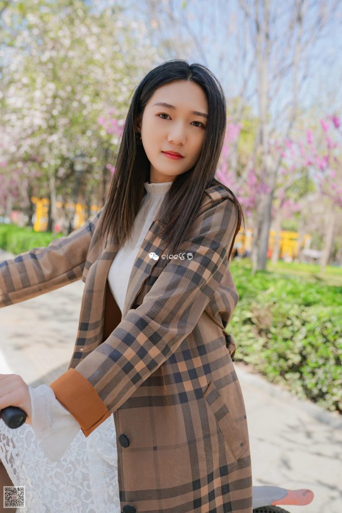 [SIEE丝意] No.273 薇薇学姐 单车上的丝袜 [42P/155MB]插图2