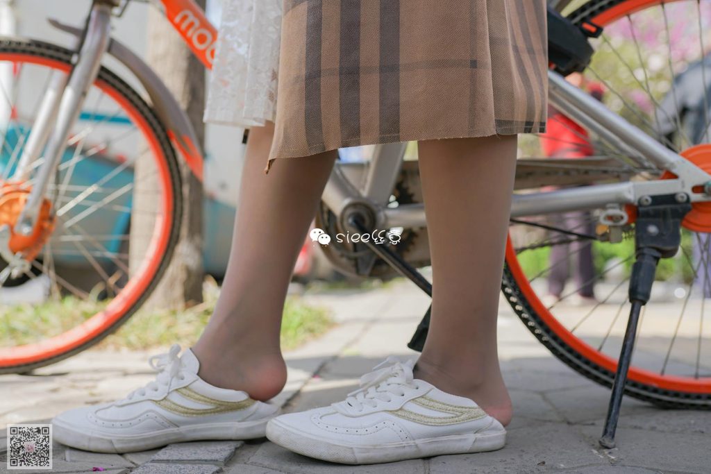 [SIEE丝意] No.273 薇薇学姐 单车上的丝袜 [42P/155MB]插图3