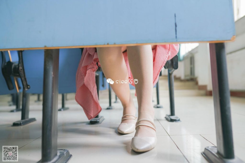 [SIEE丝意] No.302 静心 粉红色格子 学姐，毕业季 [50P/132MB]插图2