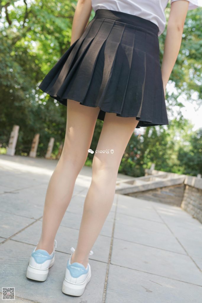 [SIEE丝意] No.307 小羽 因风吹过蔷薇 [53P/113MB]插图2