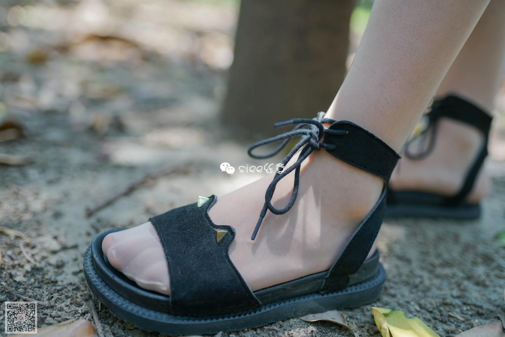 [SIEE丝意] No.308 沐萱 小树林的秘密 [61P/137MB]插图2