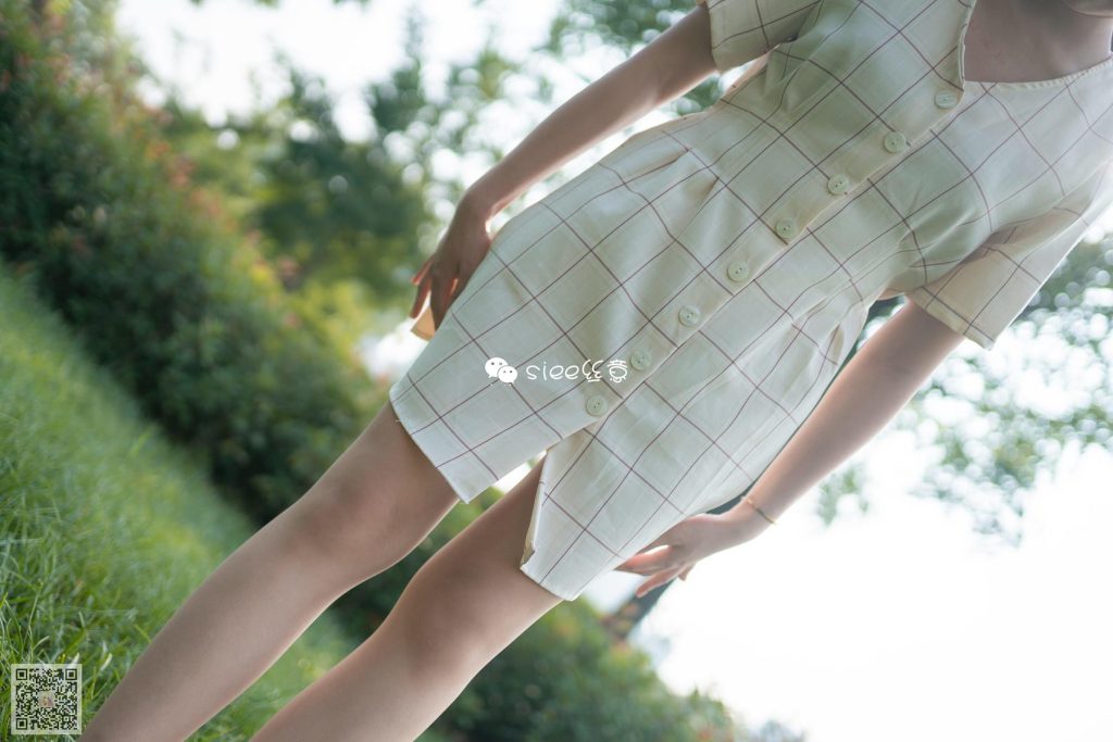 [SIEE丝意] No.329 冰冰 花开无语，叶落有声 [55P/191MB]插图1