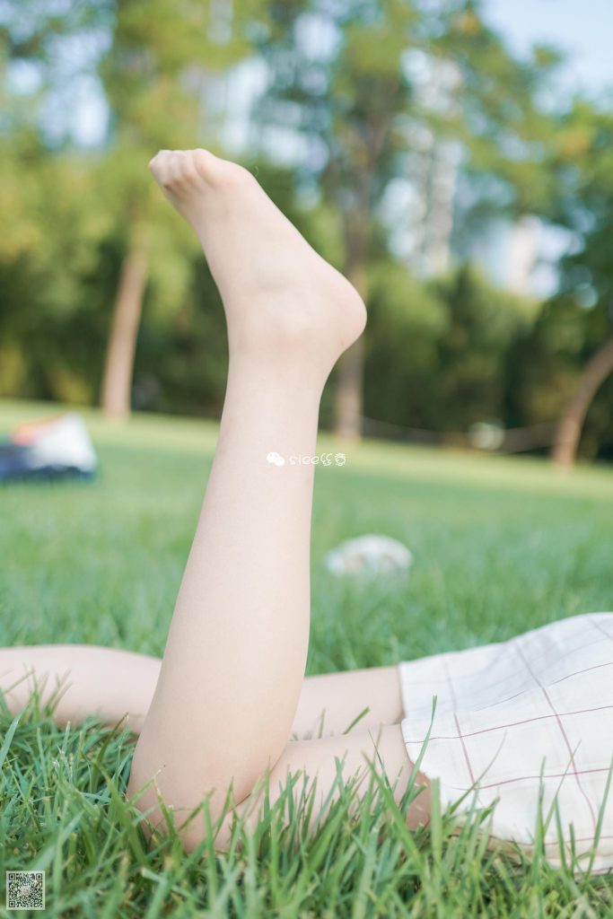 [SIEE丝意] No.329 冰冰 花开无语，叶落有声 [55P/191MB]插图3