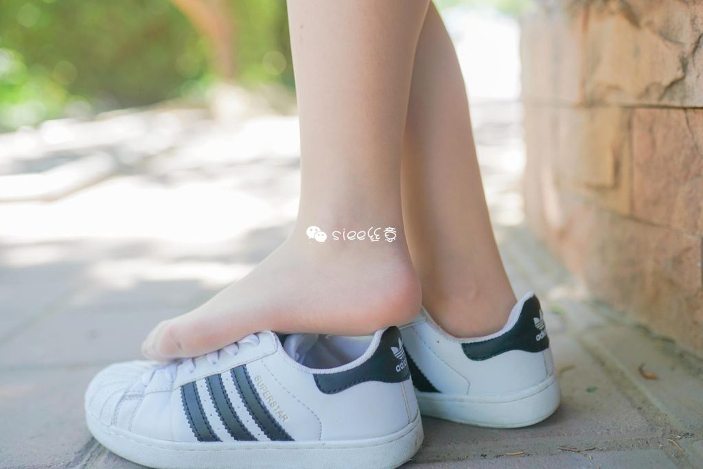 [SIEE丝意] No.349 玲玲 新师妹，仲夏之思 [52P/82MB]插图3