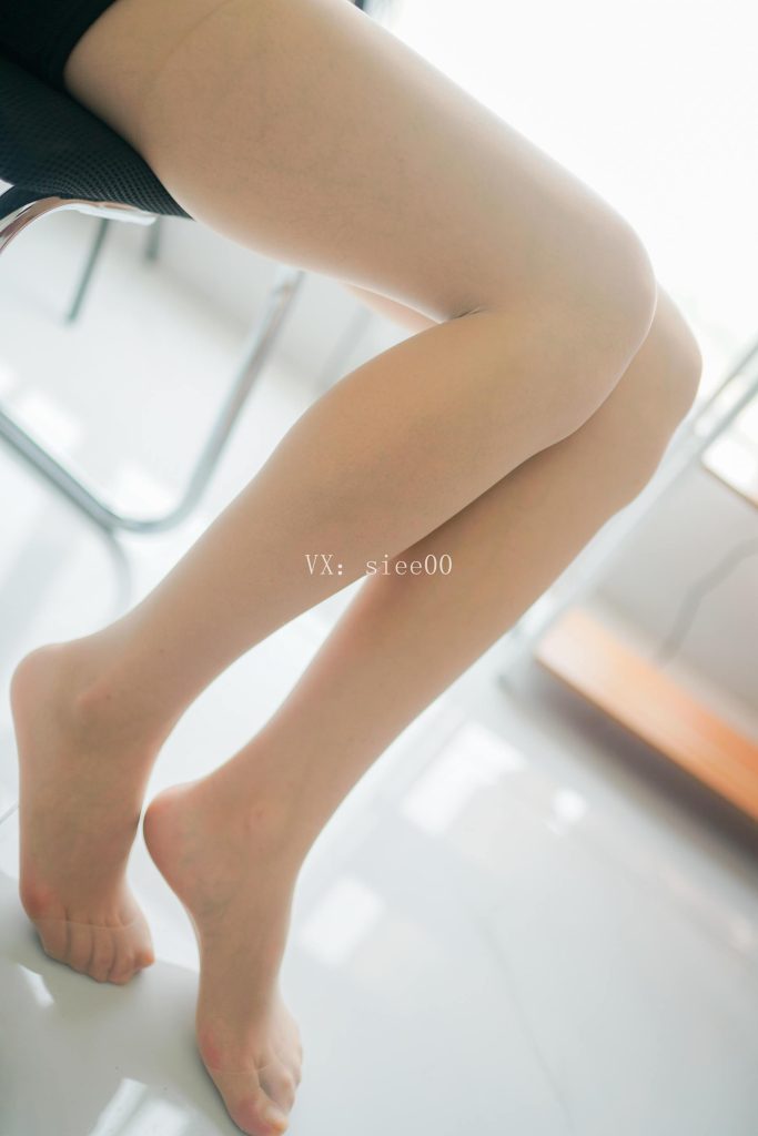 [SIEE丝意] No.355 蓓蓓 梦里腿控的往事 [70P/94MB]插图3