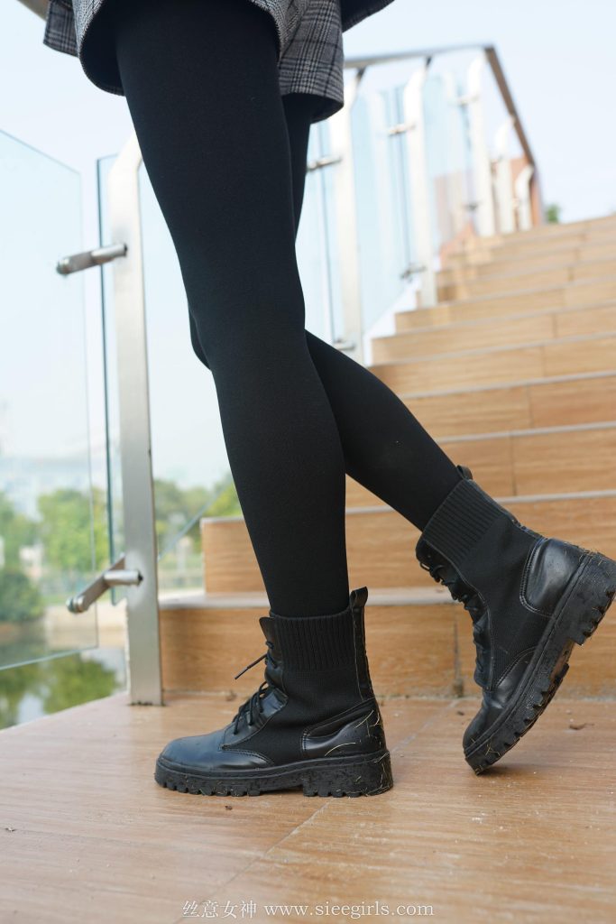 [SIEE丝意] No.365 蓓蓓 一叶残荷，一场秋寒 [74P/264MB]插图2