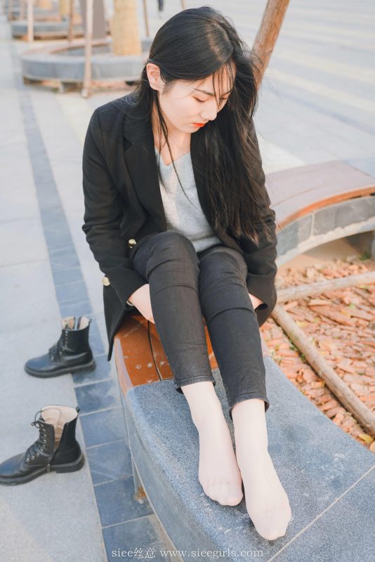 [SIEE丝意] No.392 敏敏～身边的学姐（新人）[57P/150MB]-无料摄影圈