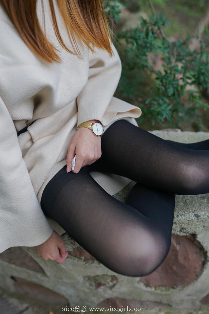 [SIEE丝意] No.400 芊芊～点点秋叶潇潇风 [67P/170MB]插图1