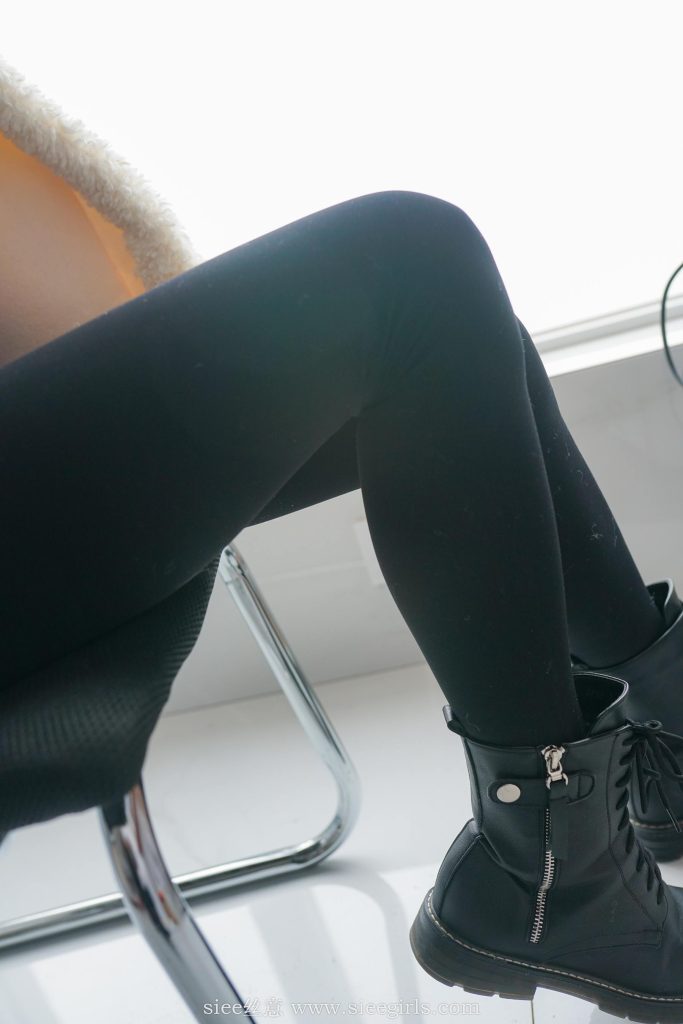 [SIEE丝意] No.416 童童~除夕夜，心存欢喜 [54P/120MB]插图2