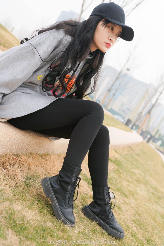 [SIEE丝意] No.417 含含~新年快乐-2020 [68P/229MB]-无料摄影圈