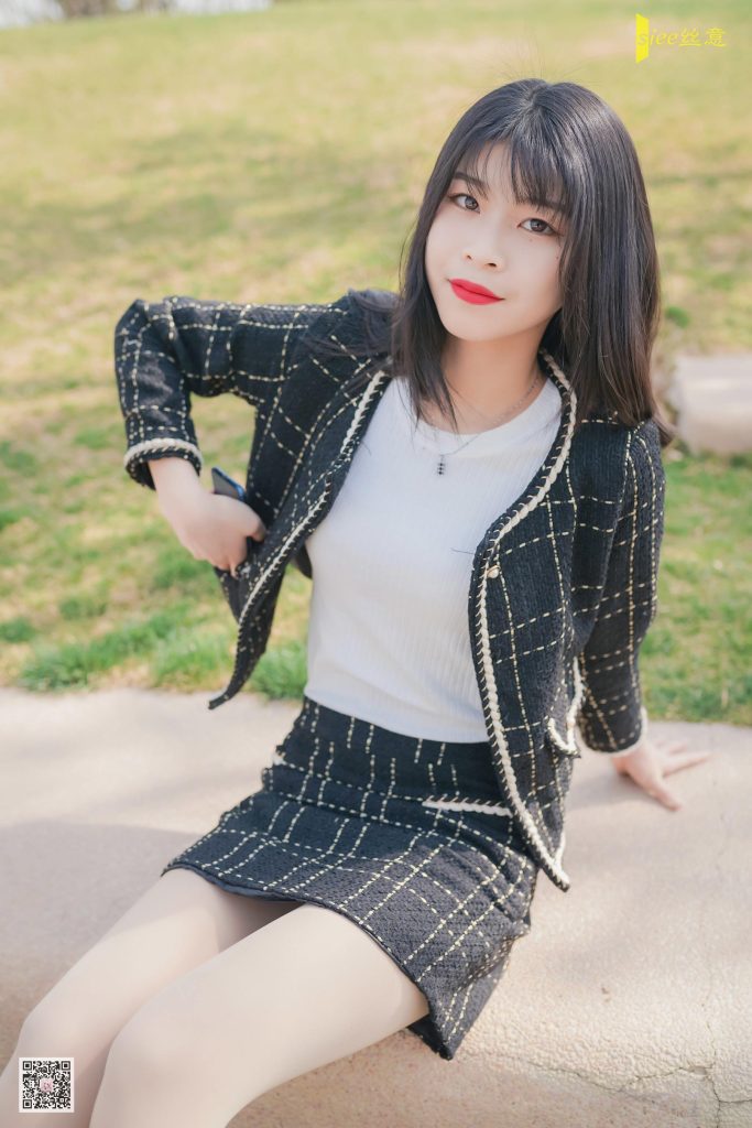 [SIEE丝意] No.443 荣荣 四月，故事仍在 [99P/342MB]插图3