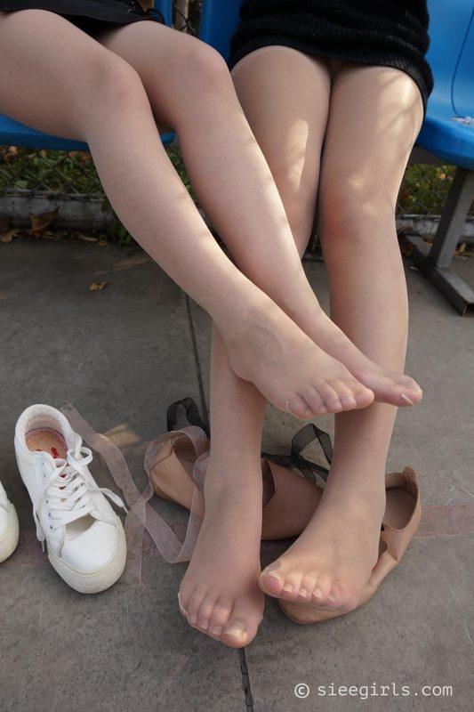 [SIEE丝意]新刊 NO.004 曦曦雯雯 闺蜜情深[102P/420MB]-无料摄影圈