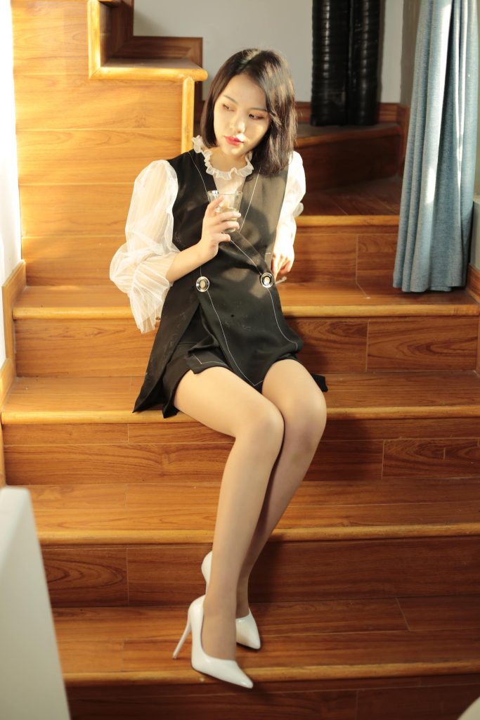 奈丝写真 NO.005：成希-长腿和趾间 [32P/128MB]插图1