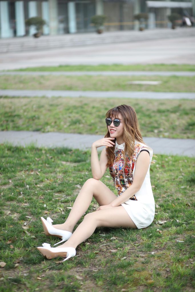 奈丝写真 NO.058：高高-坐好了，大白腿！[34P/309MB]插图2