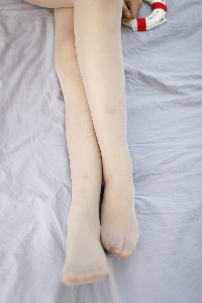 奈丝写真 NO.098：蛋白粉-挂脖毛衣了解一下 [32P/122MB]插图1