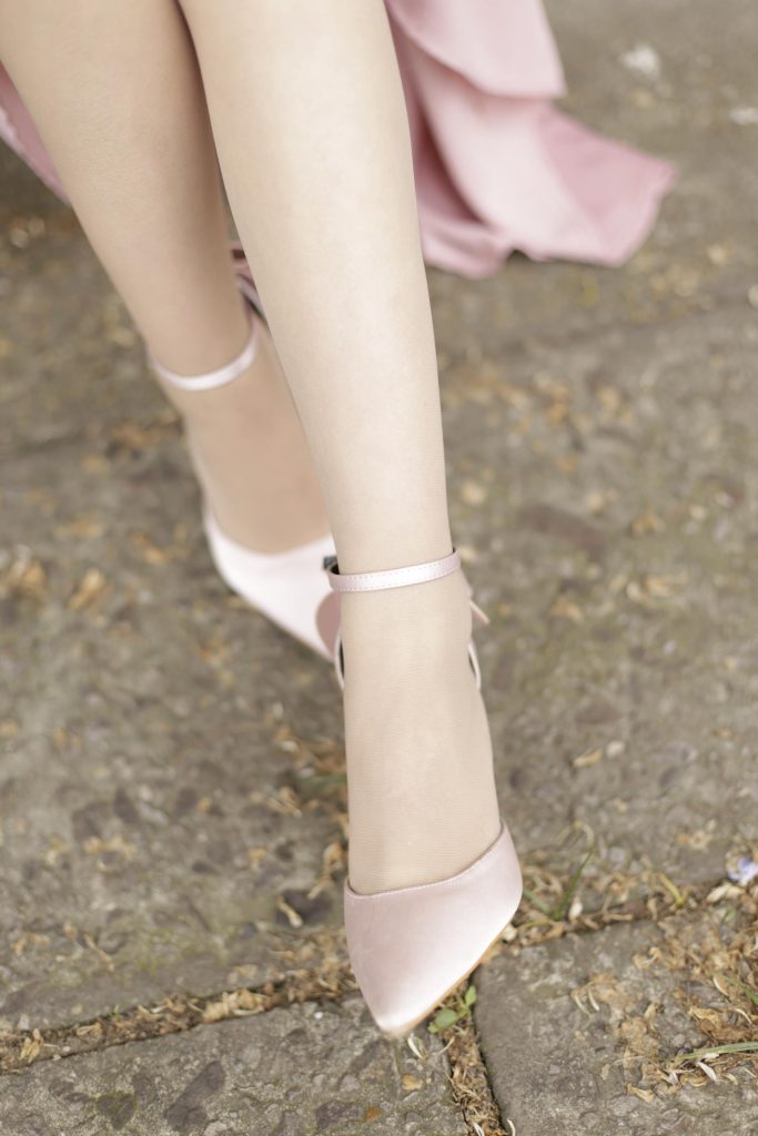 奈丝写真 NO.105：成希-露背系带度假长度 [36P/246MB]插图2