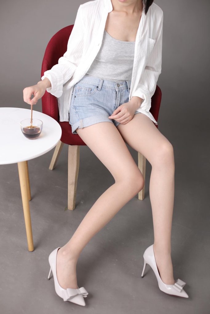 奈丝写真 NO.142：冰冰 – 牛仔短裤 [37P/409MB]插图1