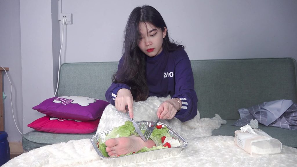 [aapary模拍视频]小莹镁足加面包沙拉酱[1V3.55G]-资源交易论坛-无料论坛-无料摄影圈