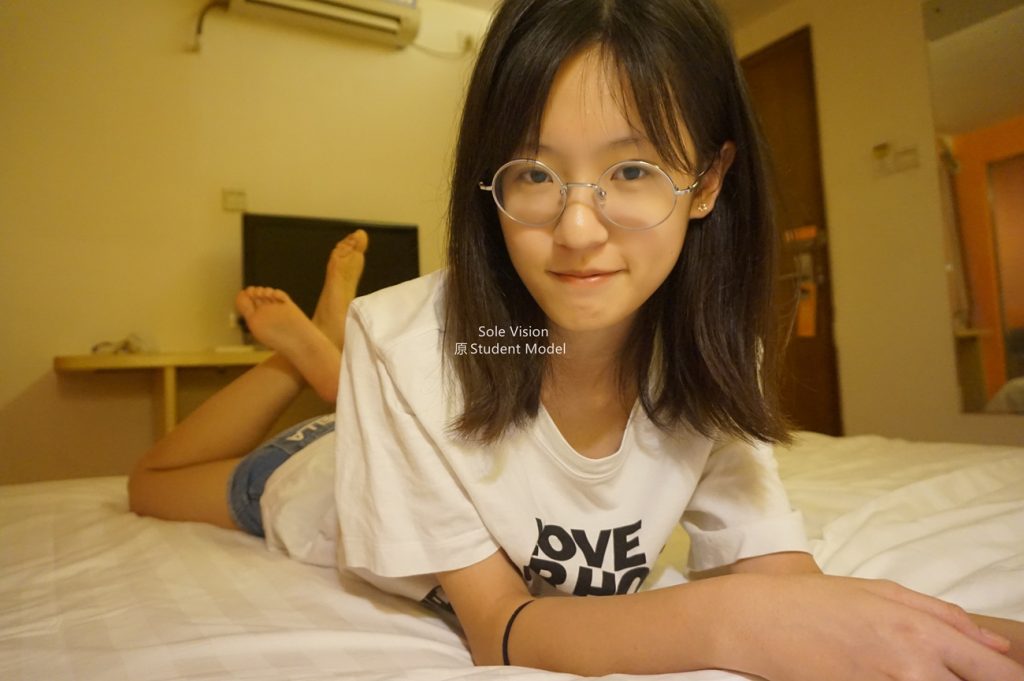 sole vision（原student model）tong 热裤白袜裸足tk [76P/1V/226M]插图1