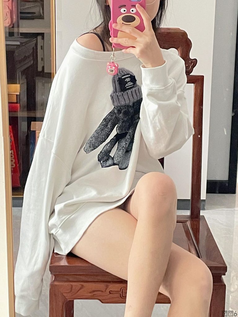 大学生镁足 又纯又欲，高能来袭[118P/95M]插图3