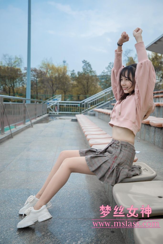 [MSLASS梦丝女神]2019.04.23  复古楼的性感美 梦素 [83+1P/1.41G]-无料摄影圈