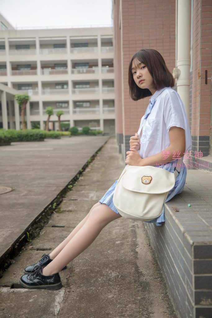 [MSLASS梦丝女神] 2019-05-07 洛洛 梦幻学记 [60P/271MB]插图2