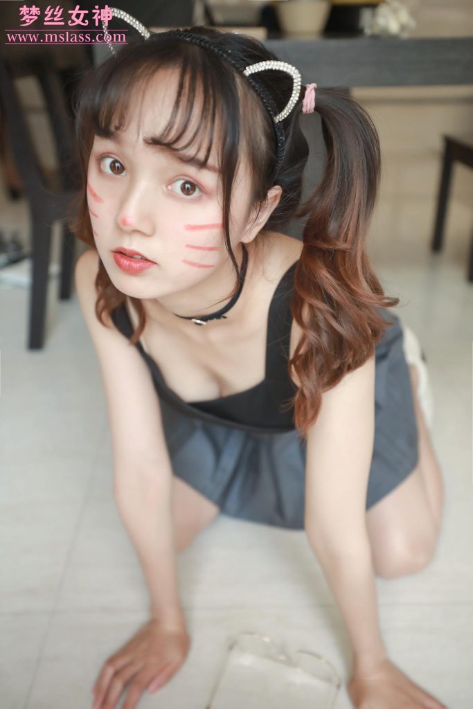 [MSLASS梦丝女神] 2019-07-08 玥玥 解锁家居小淑女 [69P/294MB]插图1