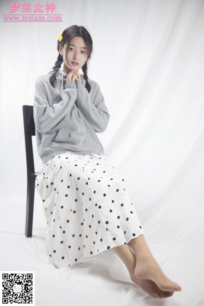 [MSLASS梦丝女神] 2019-12-04 璇璇 9分颜值 [56P/420MB]插图2