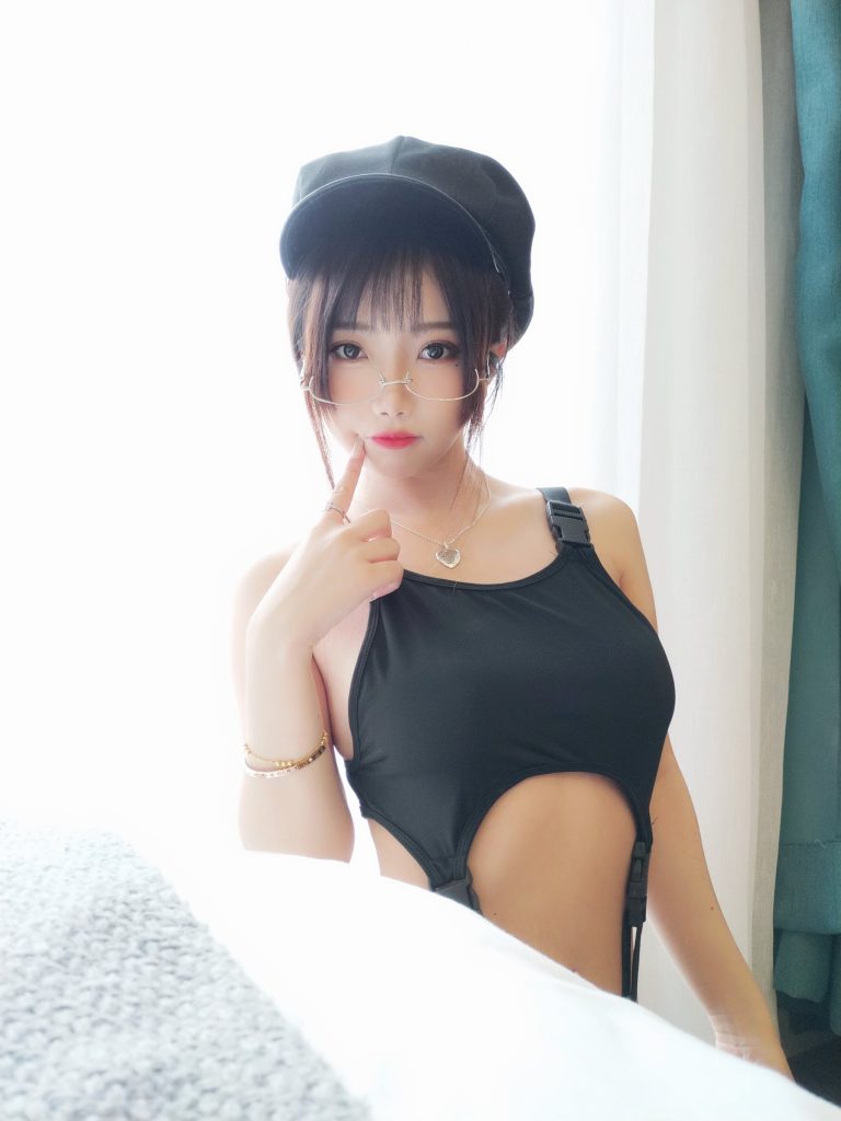 白嫩美少女鬼畜瑶 021 运动能手 [22P/1V/85MB]插图3