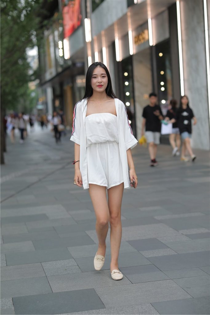 精选街拍 No.381 清纯的邻家女孩 [41P/20M]插图1