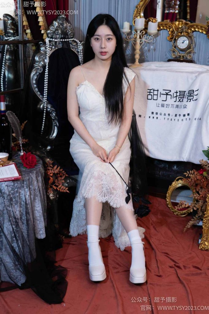 甜予摄影 NO.027 鱼鱼-高跟、白棉袜、肉丝（脚尖加固款）[103P/2V/9.32GB]插图3