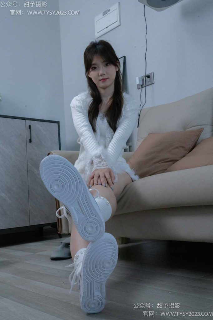 甜予摄影 NO.039 璇璇-板鞋、白棉袜[202P/2V/13.21GB]插图4