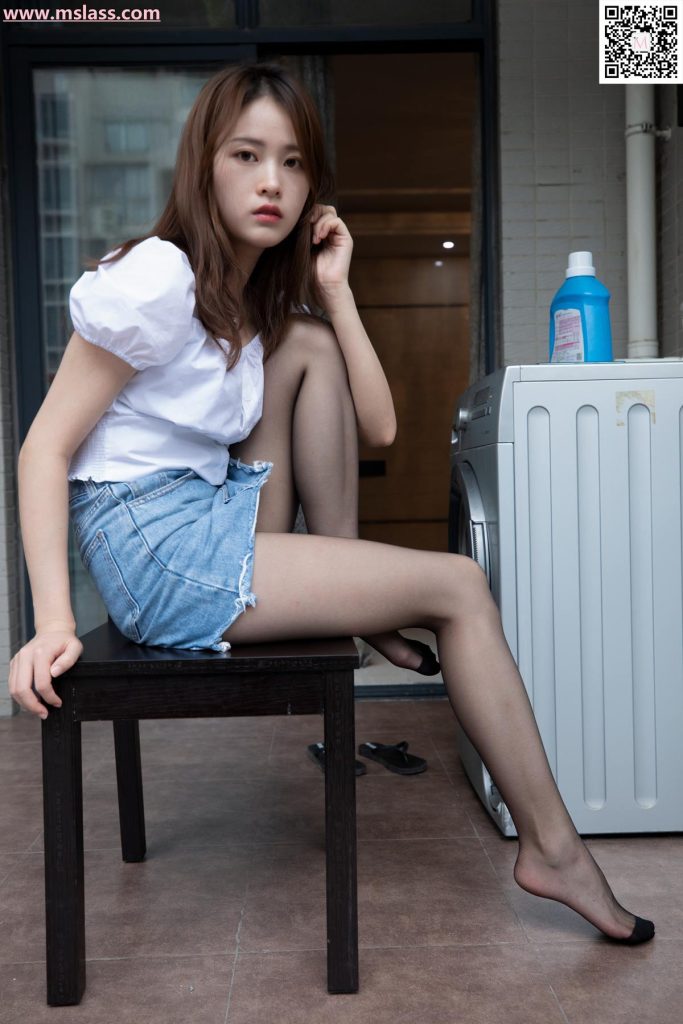 [MSLASS梦丝女神]2019.08.28 家中搭配黑袜 魏婷婷 [71+1P/625M]插图1